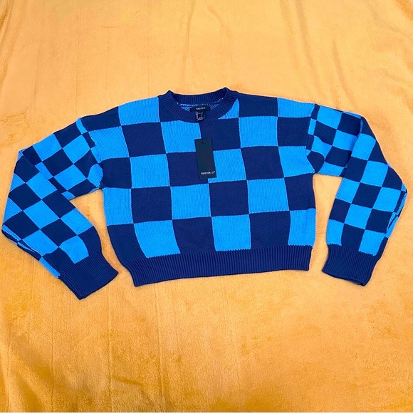 FOREVER 21 blue Checkered cropped sweater NWT - Picture 2 of 4